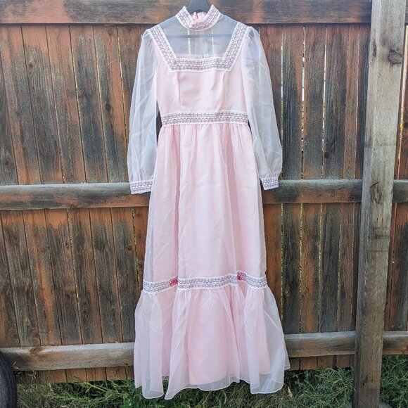 American Vintage Dresses & Skirts - Vintage Pink Prairie Dress 70s Puff Sleeve Maxi Cottagecore Lace Trim Women's S